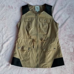 Guess Utility Vest